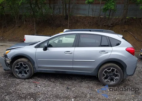 2015 Subaru Xv Crosstrek 2.0I Premium z USA, uszkodzony, nr VIN JF2GPACC4F8325509